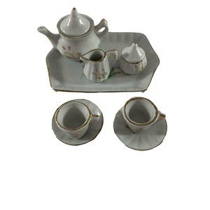 Delton Products Butterfly Pattern Miniature Porcelain Plates Cups Tray Dollhouse